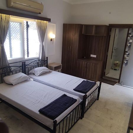 Vatika Homestay Varanasi Eksteriør billede