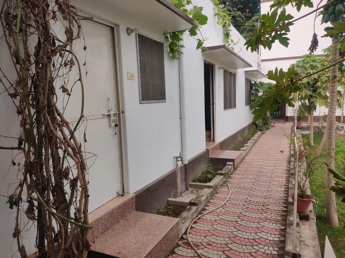 Vatika Homestay Varanasi Eksteriør billede