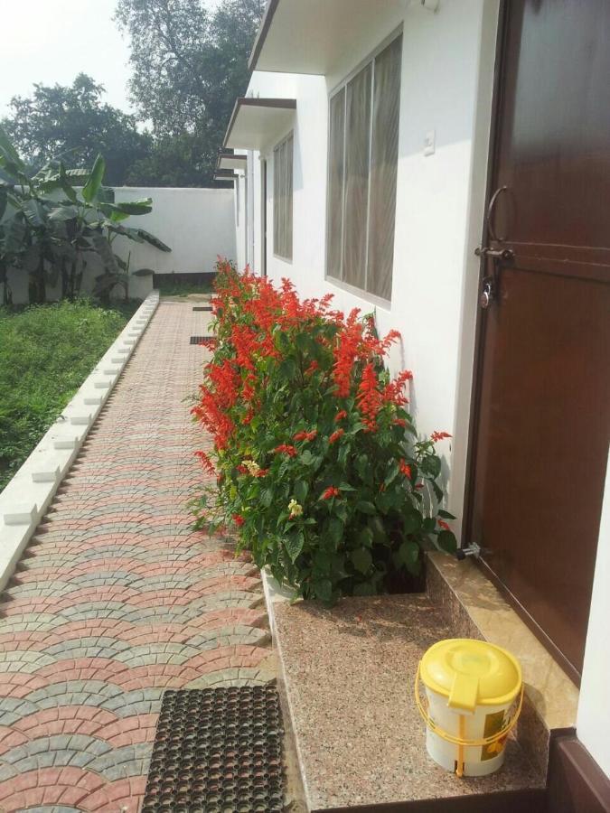 Vatika Homestay Varanasi Eksteriør billede