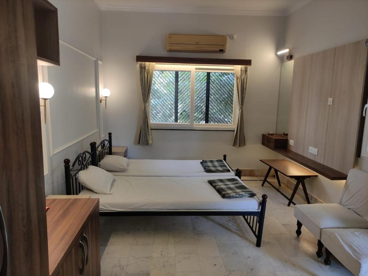 Vatika Homestay Varanasi Eksteriør billede