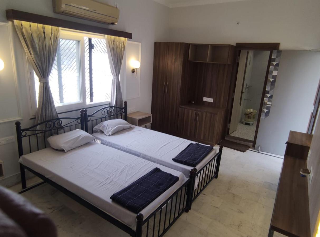 Vatika Homestay Varanasi Eksteriør billede