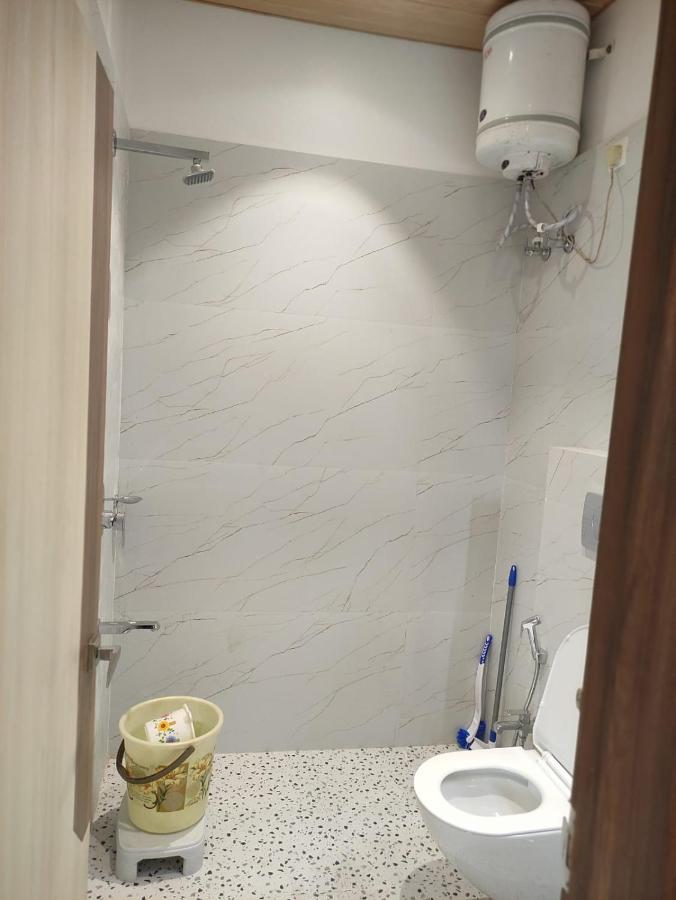 Vatika Homestay Varanasi Eksteriør billede